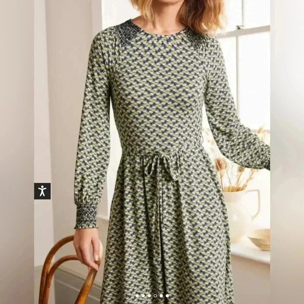 Boden Grace Smocked Jersey Dress Gray and Navy size US 14 Long - Picture 2 of 14